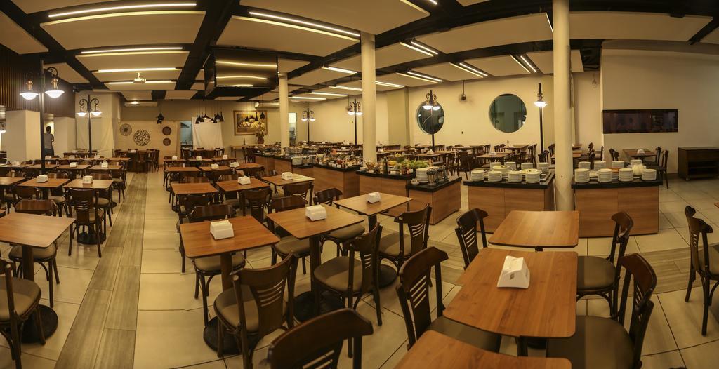 Hotel Santo Graal Апаресида Екстериор снимка